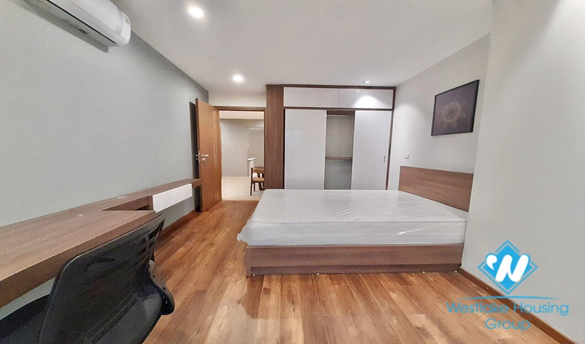 Nice new apartment for rent at the link Ciputra building 3 bedrooms 2 bathrooms fully furnished